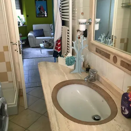 Condominio Fiori 1 קוסטיליולה ד'אסטי
