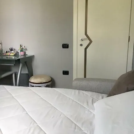 Condominio Fiori 1 בית אירוח קוסטיליולה ד'אסטי